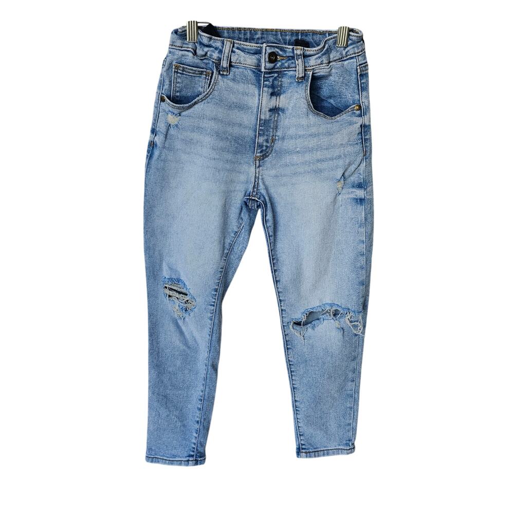 ❤️2/$12 Art Class Girls Straight Leg Jeans with Holes, Size 10